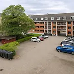 Apartamento C - Light 2 - Sunny Balcony And Free Parking